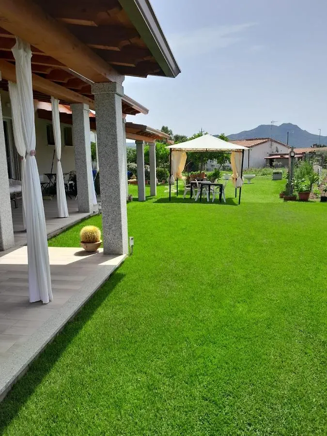B&B Villa Luisella Castiadas Bed & Breakfast